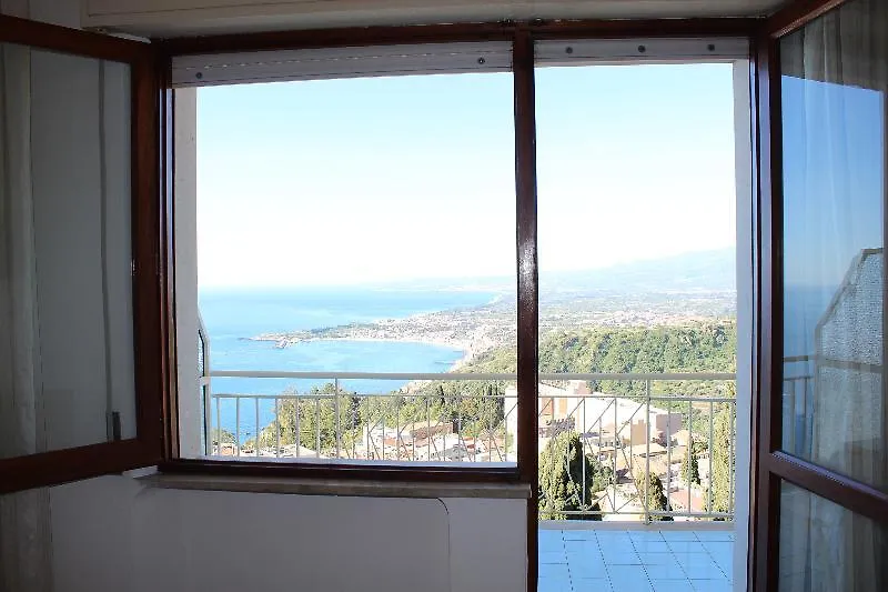 Hotel Mediterranee Taormina 4*,  Italy