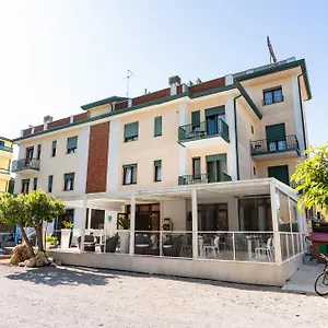 Regina 3* Caorle